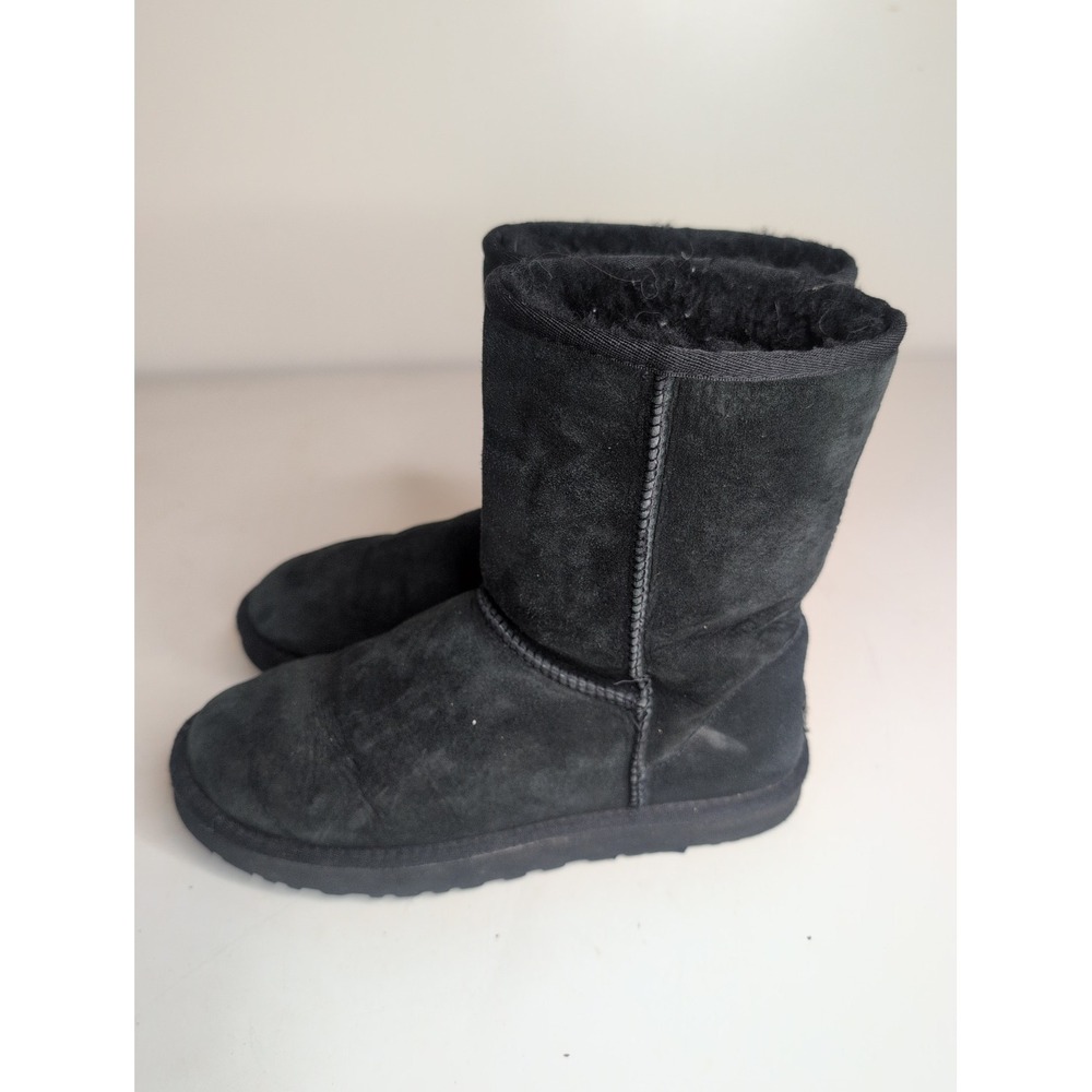 UGG Black Suede Shearling Womens Size 10 Classic Short Pull On Warm Boots 5825